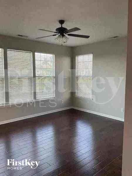 1114 Newgate Cir - Photo 3 of 11