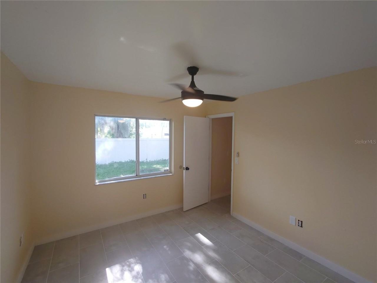 403 Abigail Rd - Photo 5 of 7