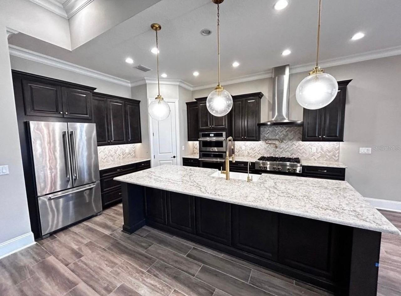 10178 Illumination Dr - Photo 6 of 22