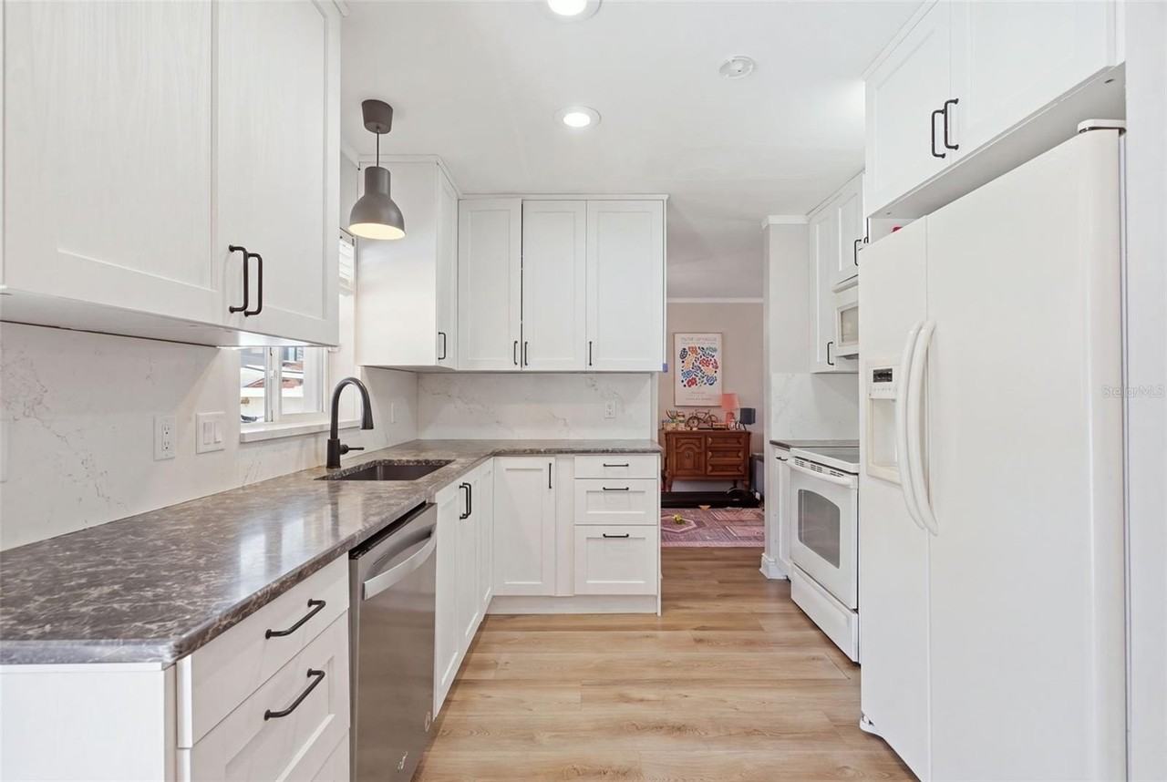 1006 N Habana Ave - Photo 5 of 31