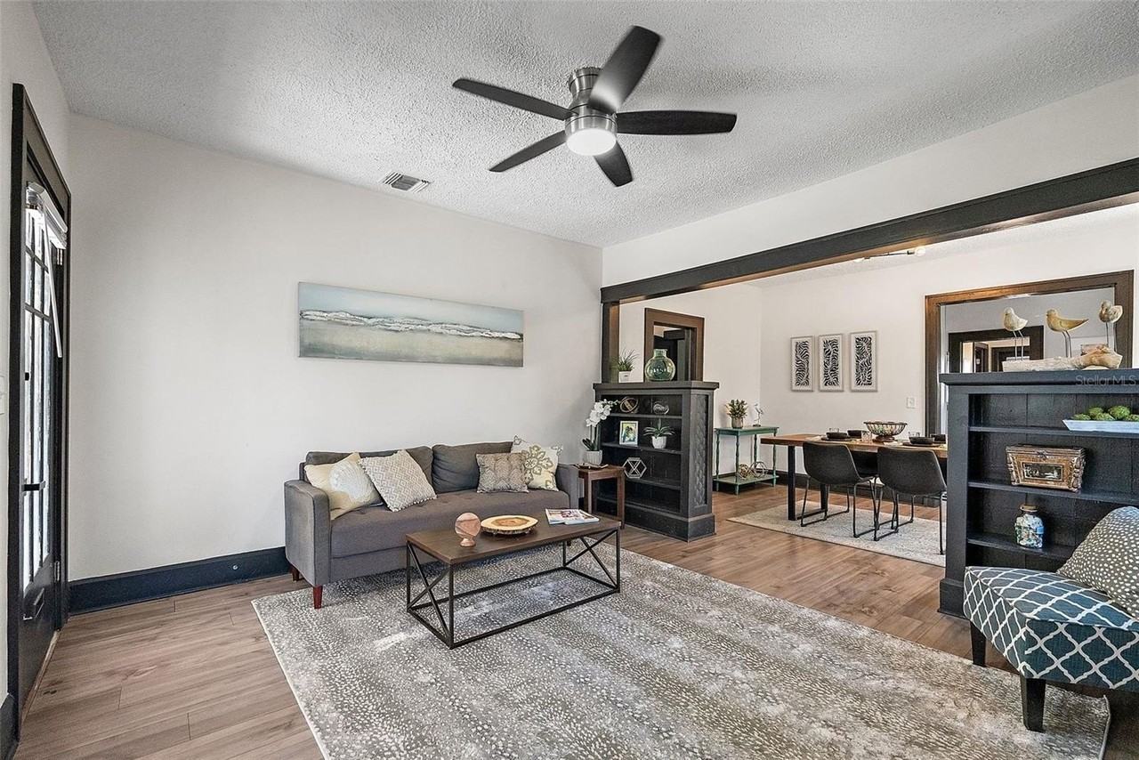 2111 Burlington Ave N - Photo 7 of 31