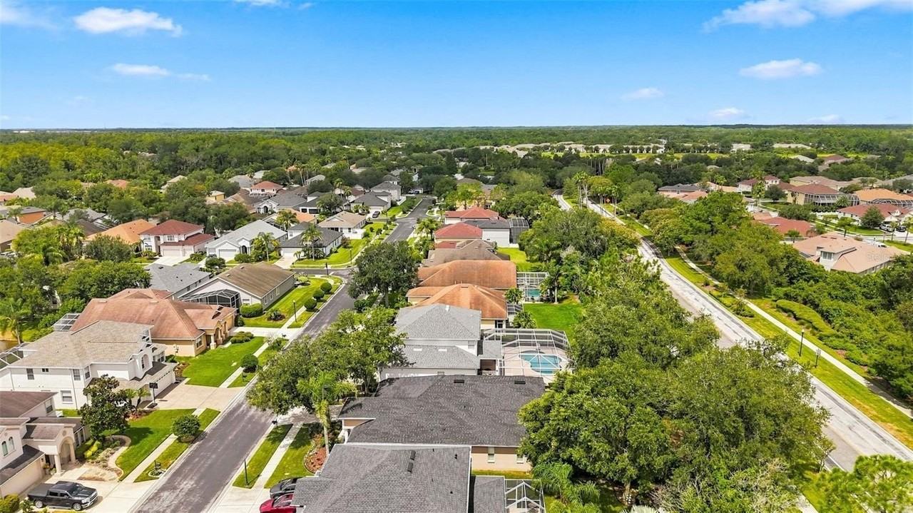 27417 Silver Thatch Dr - Photo 7 of 50