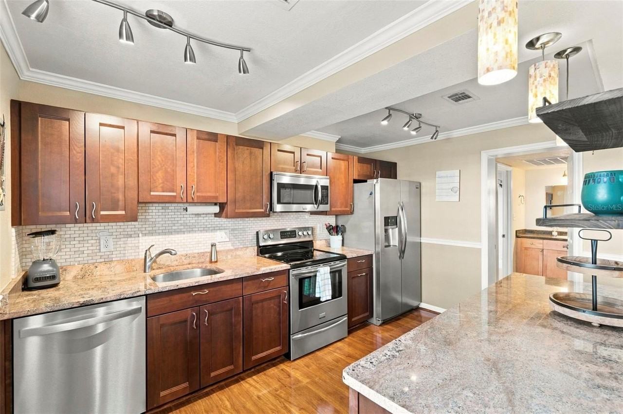 4945 Coquina Key Dr Se #C - Photo 4 of 27