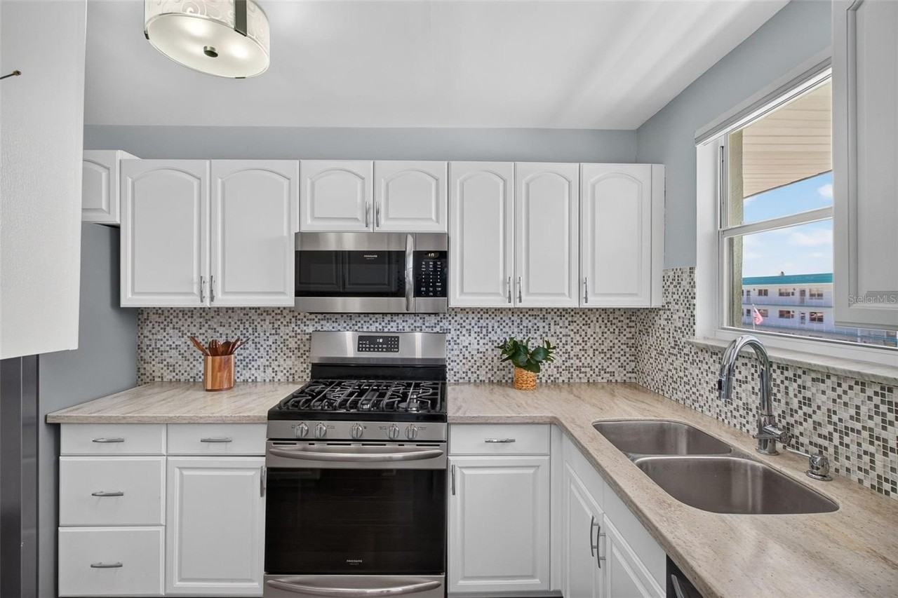 5935 30th Ave S #302 - Photo 6 of 50
