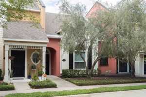 featured image of 808 Carlyle Ln
