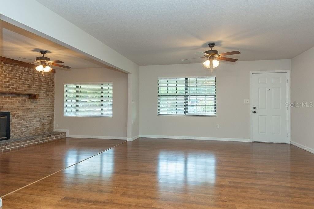726 N Parkway St - Photo 3 of 16