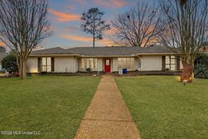 featured image of 229 Greenfield Pl