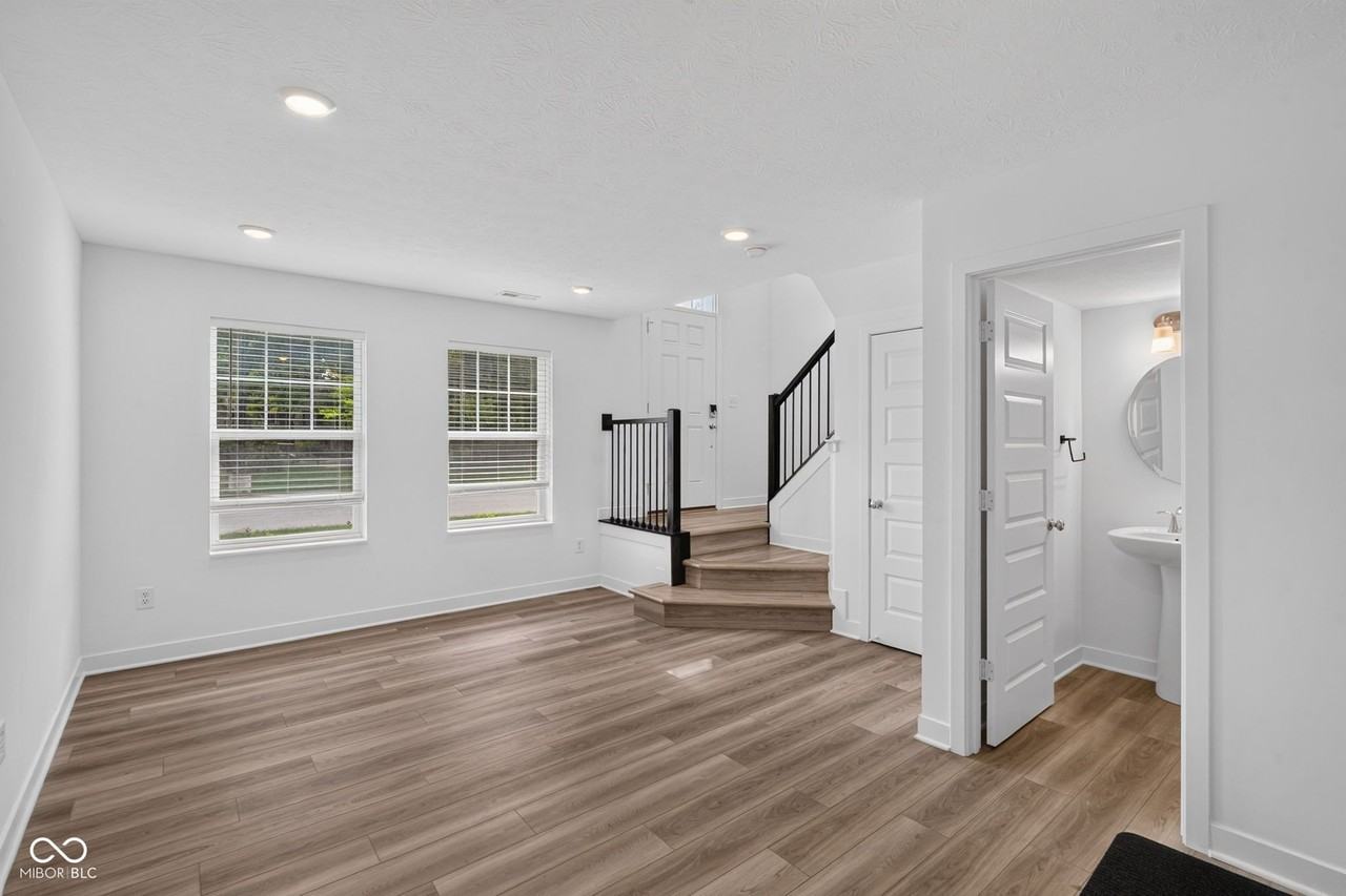 13823 Gatsby Dr - Photo 7 of 43