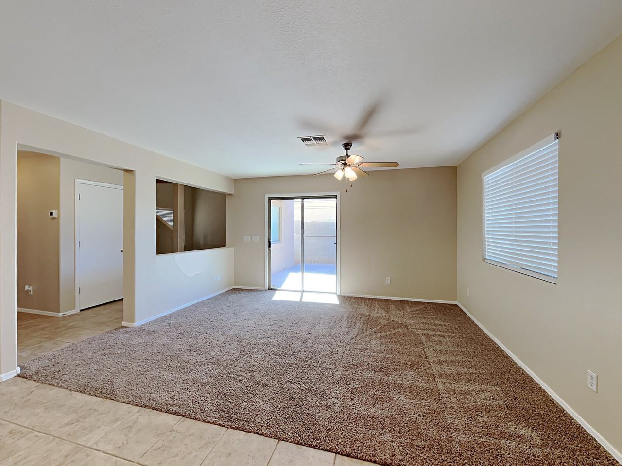 17472 W Watson Ln - Photo 3 of 16