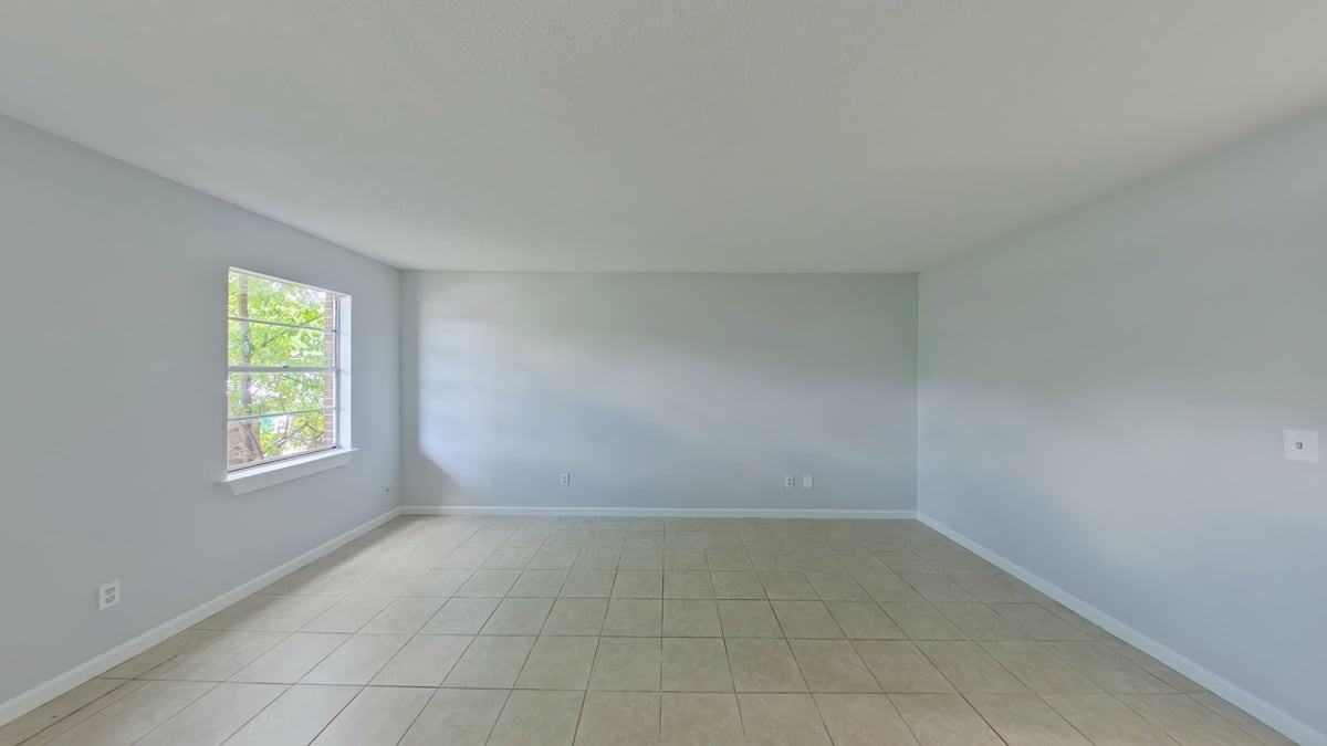 172 5th Ave - Photo 5 of 21