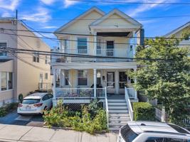 featured image of 28 W Elizabeth St #2