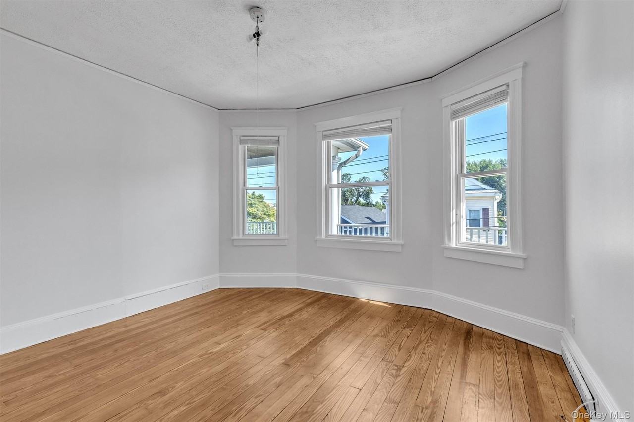 28 W Elizabeth St #2 - Photo 4 of 35