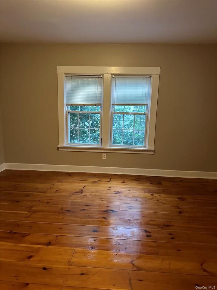 65 North St #1 - Photo 3 of 19