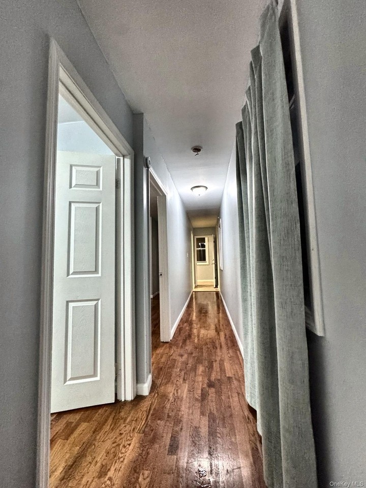 9714 130th St - Photo 6 of 10