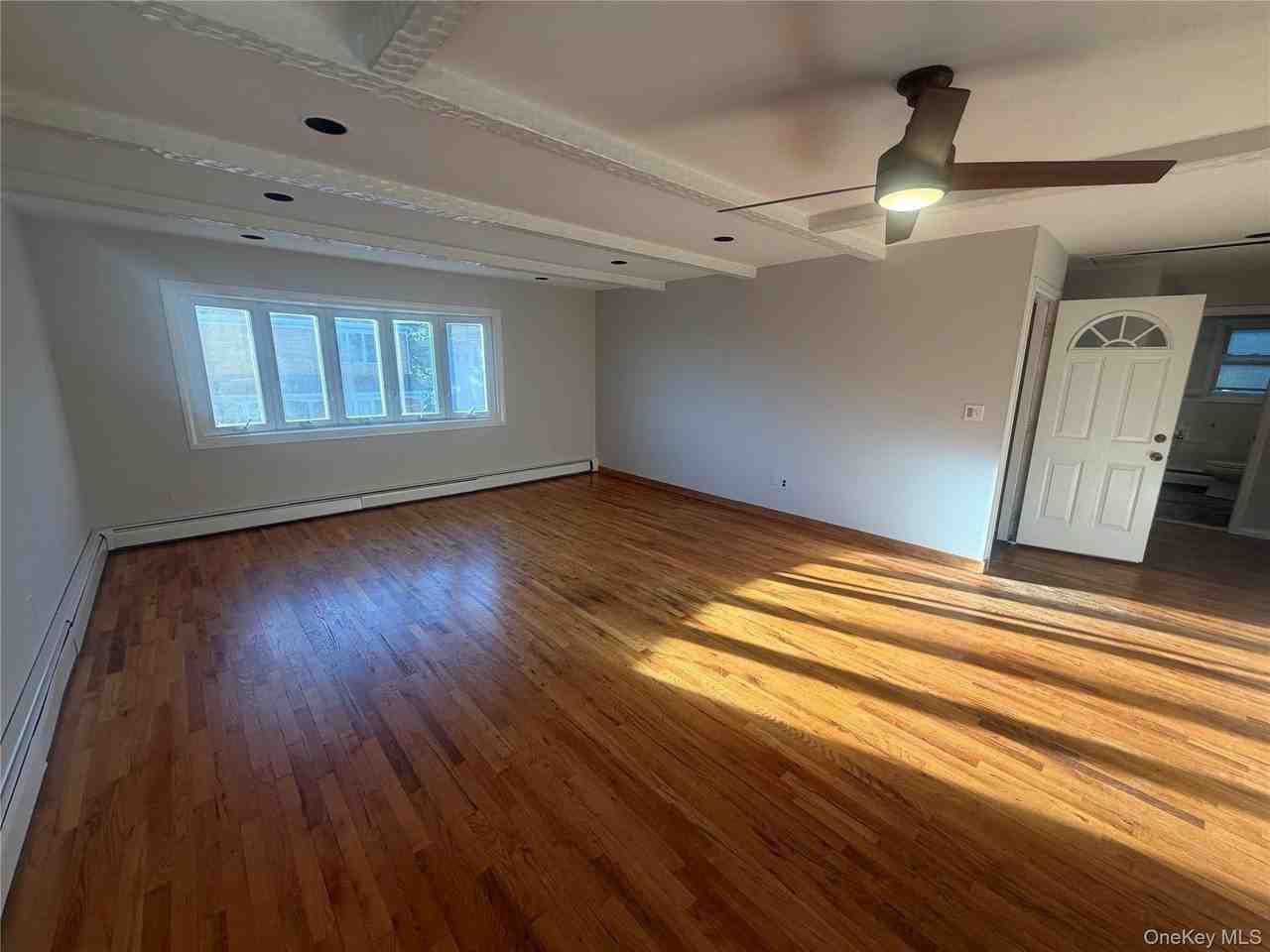325 Glenbrook Ave #2 - Photo 2 of 10