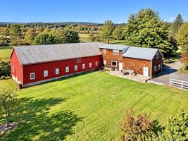 featured image of 33 Howells Tpke