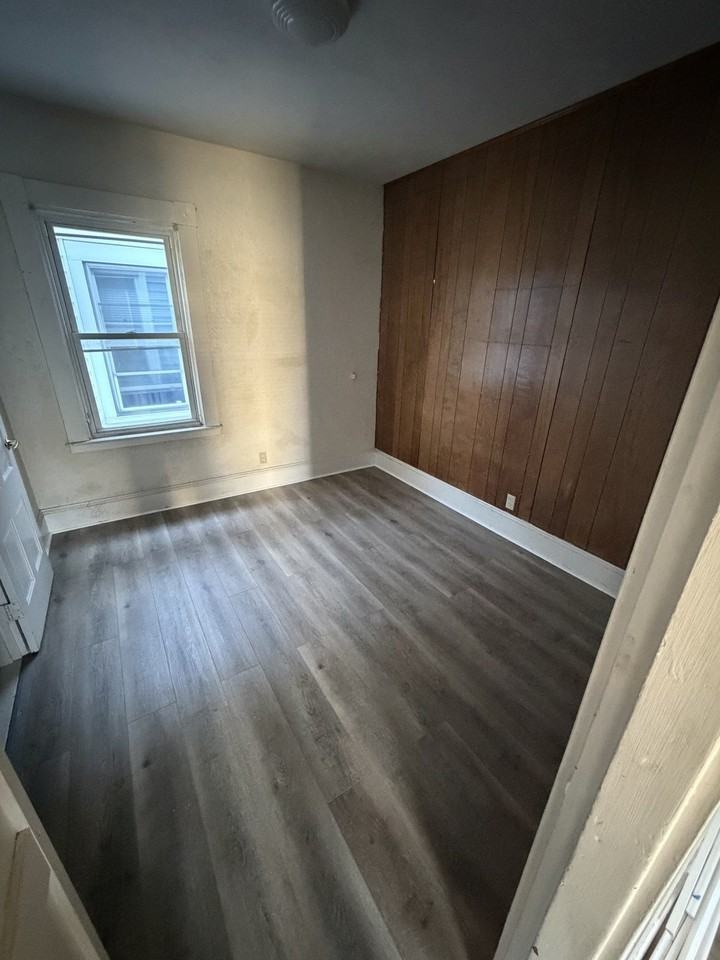 328 Sawyer St #3 - Photo 5 of 8