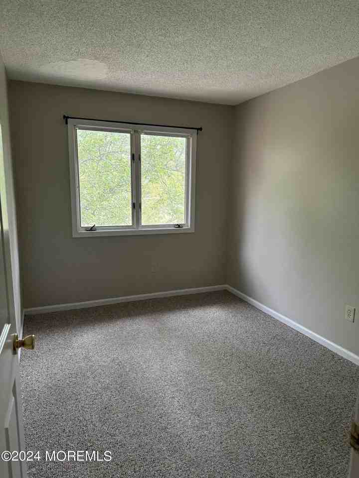 51 Brandywine Ct #284 - Photo 5 of 10