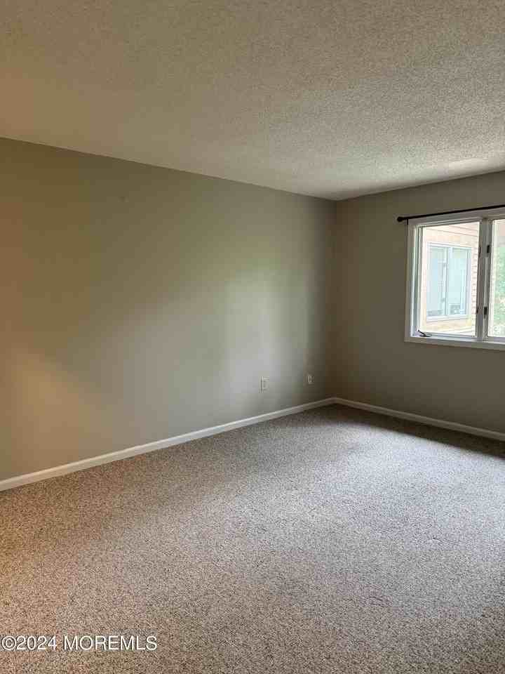 51 Brandywine Ct #284 - Photo 6 of 10