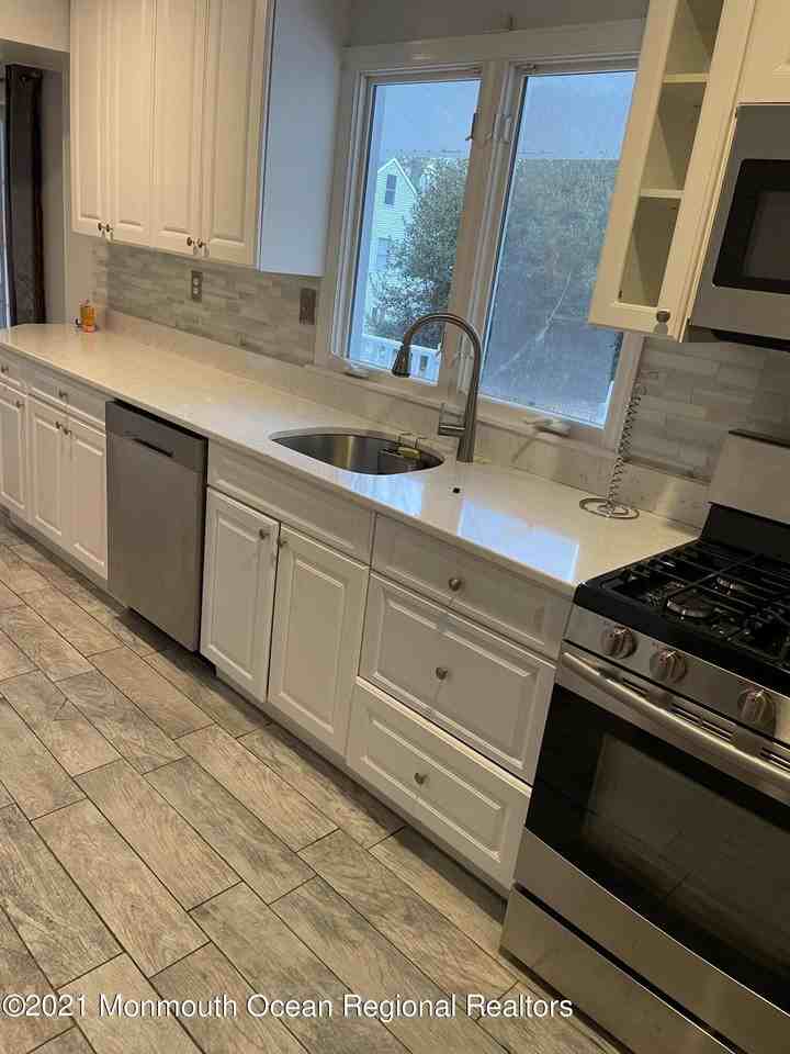 2 Phoenix Pkwy - Photo 4 of 9