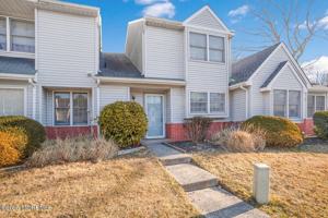 featured image of 121 Westchester Dr