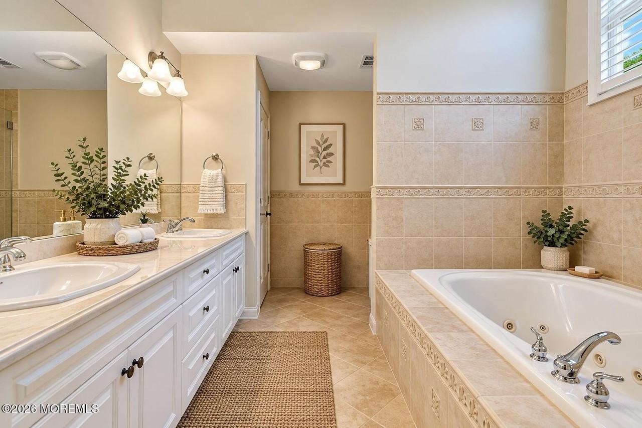 75 Poplar Ave - Photo 6 of 9
