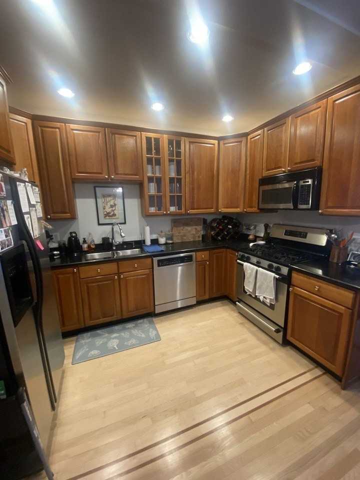 939 W Montana St #G - Photo 6 of 11