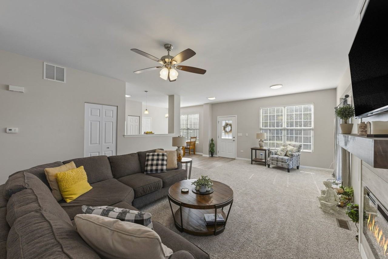 317 Grape Vine Trl - Photo 4 of 11