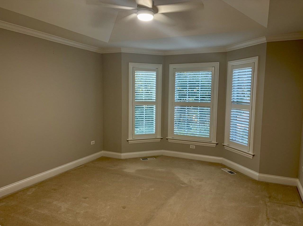 1127 Gilbert Ave #1127 - Photo 7 of 8