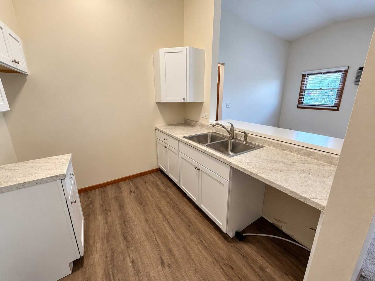 1375 Cunat Ct #3D - Photo 4 of 12