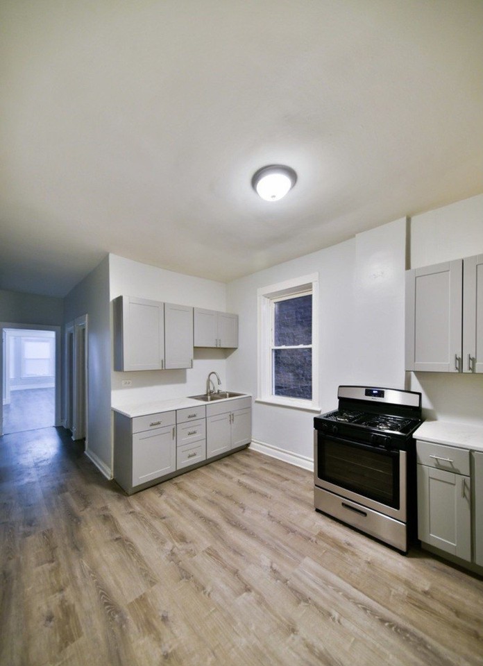 6344 S Eberhart Ave #1 - Photo 7 of 21