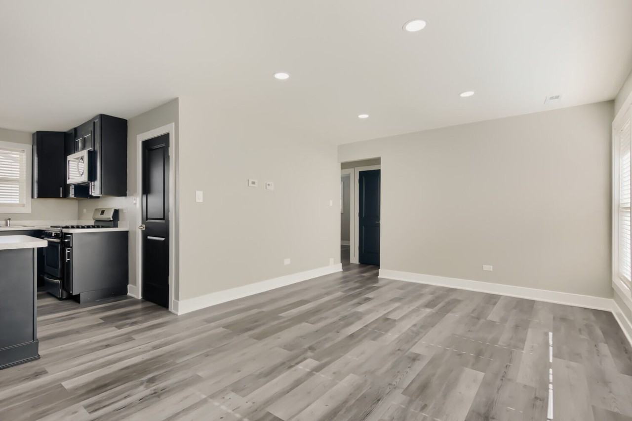 17636 Dixie Hwy - Photo 3 of 17
