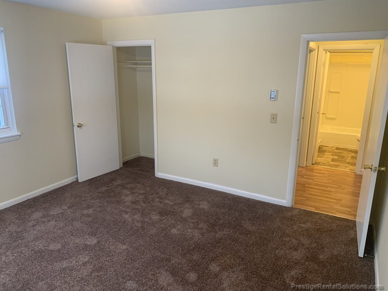 29 Dinan Dr #7 - Photo 7 of 15