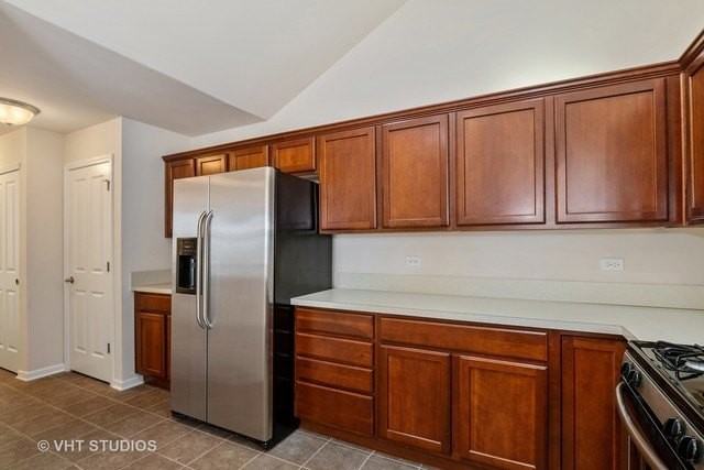 625 Schumann St - Photo 4 of 18