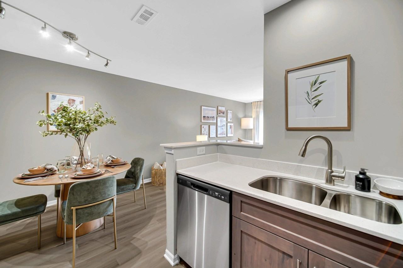 284 Sibelius Ct #284 - Photo 6 of 31
