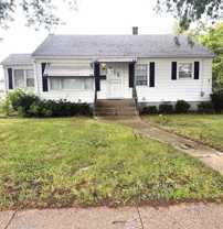 16428 S Park Ave - Photo 1 of 1