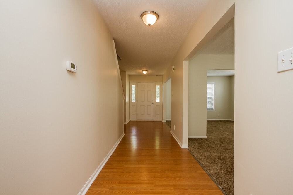 19452 Amber Way - Photo 3 of 18