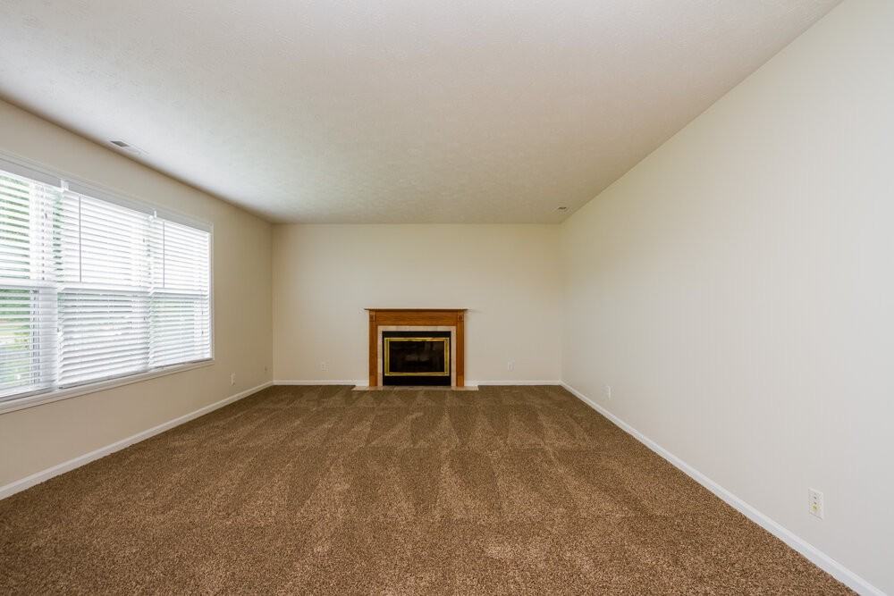 19452 Amber Way - Photo 5 of 18