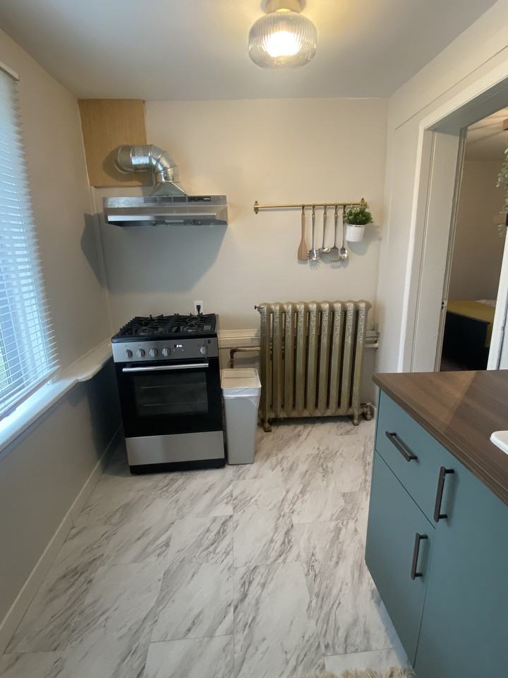 121 Canora St - Photo 2 of 10