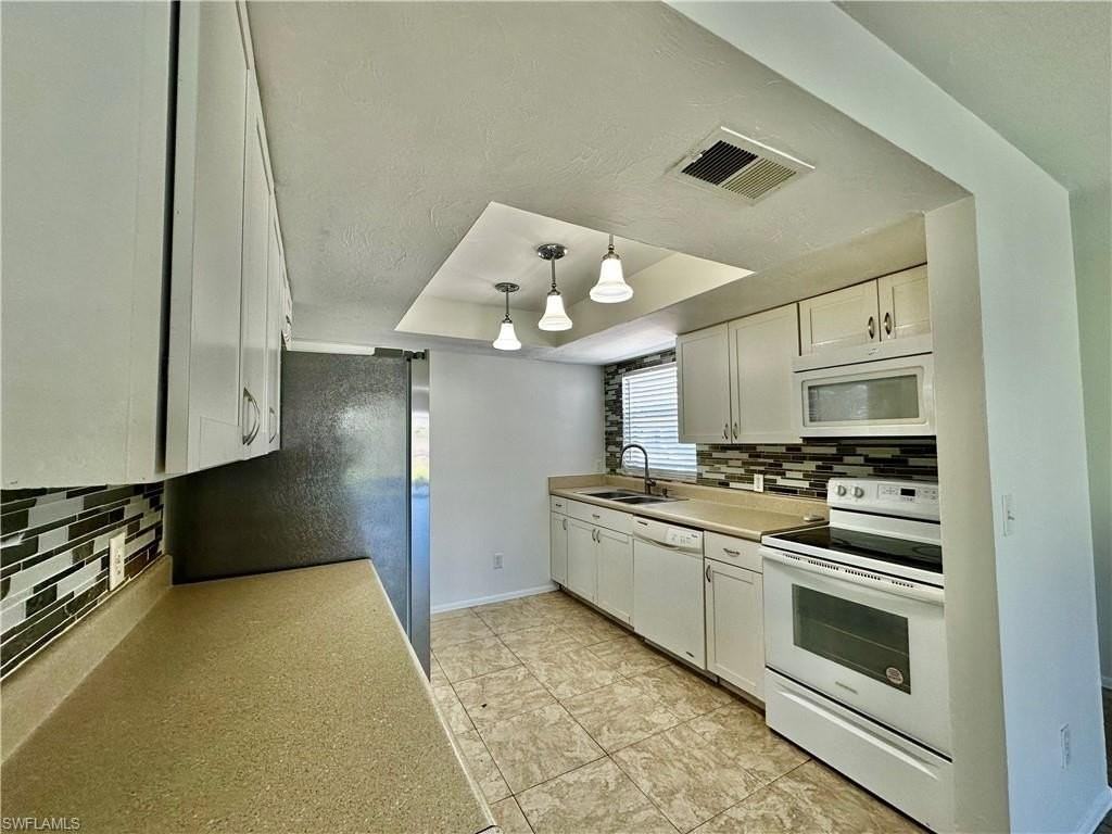 7435 Pebble Beach Rd - Photo 7 of 17