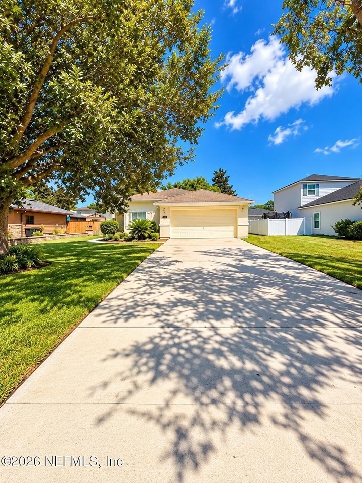 230 Cezanne Cir - Photo 2 of 21