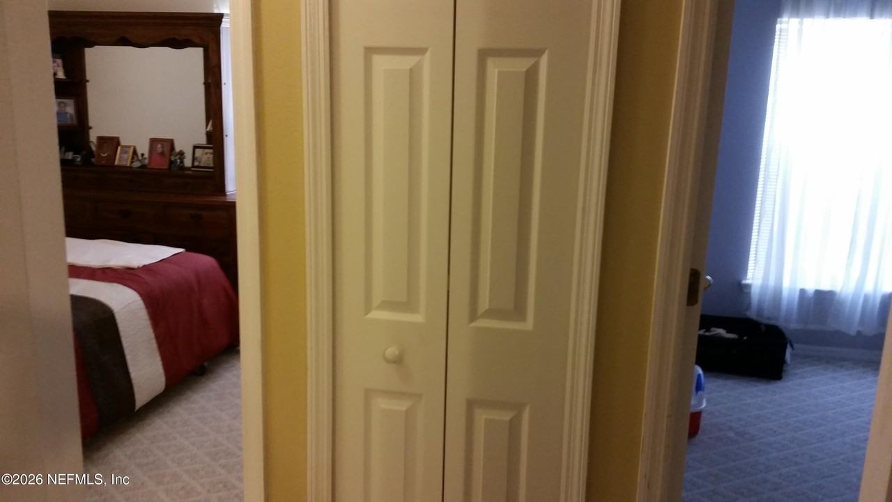 11801 Ashbrook Cir N - Photo 6 of 8