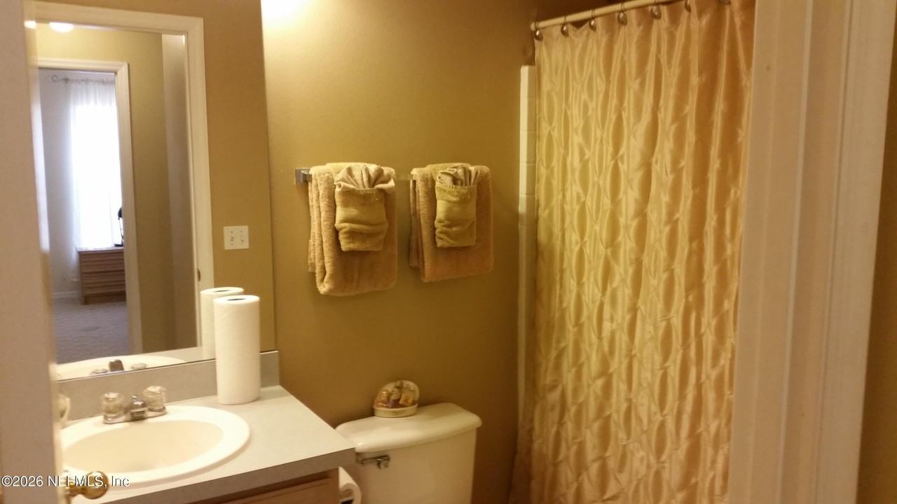 11801 Ashbrook Cir N - Photo 7 of 8