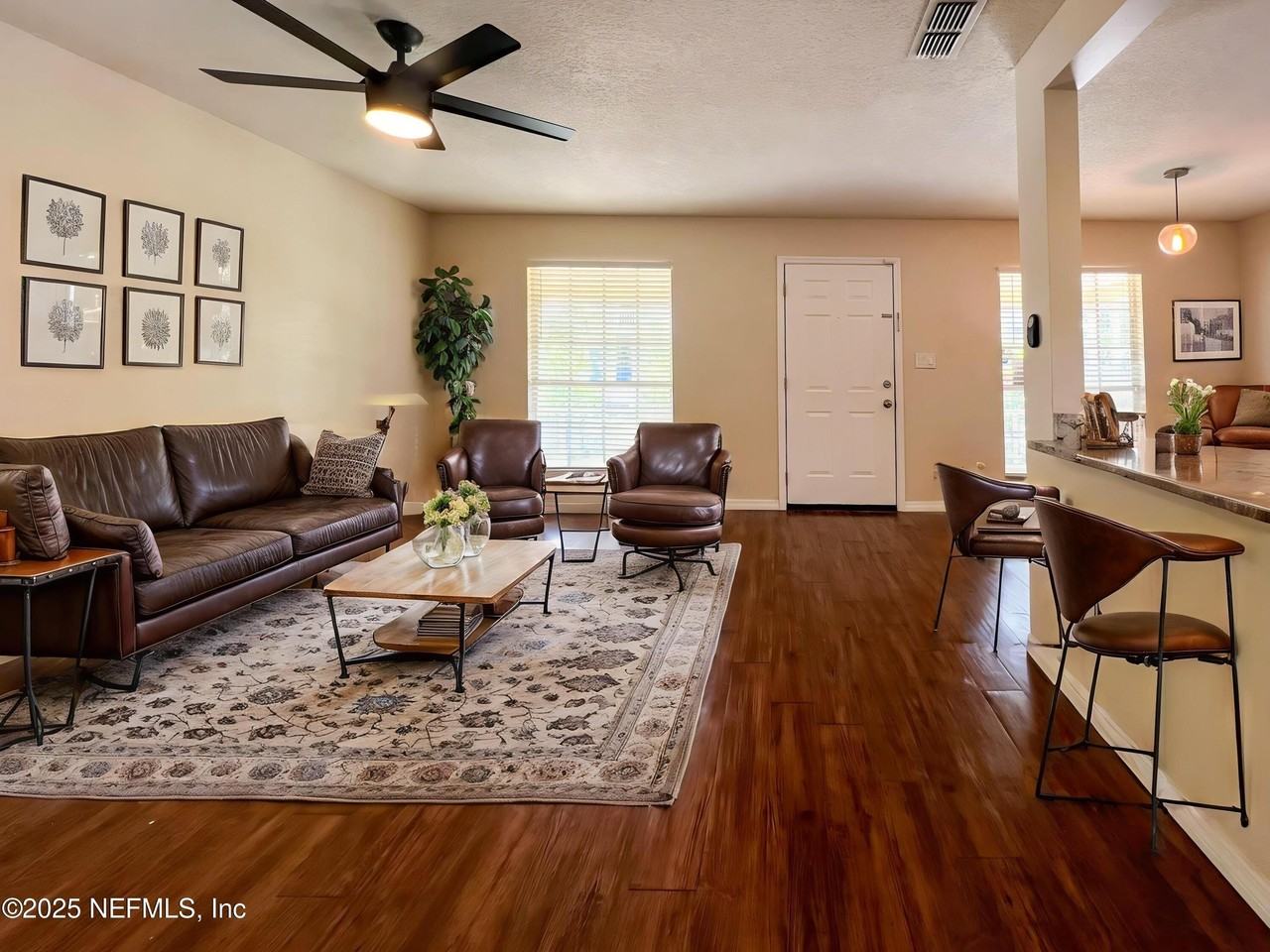 426 Walnut Ct - Photo 7 of 28