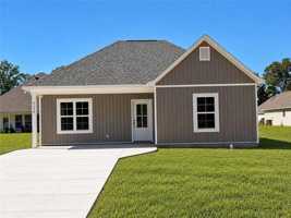 featured image of 41379 Greystone Ln