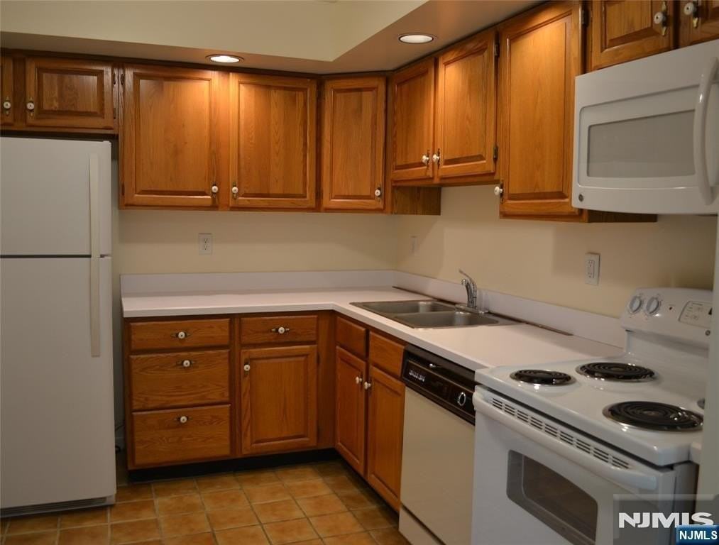 10 S Irving St #10B - Photo 7 of 18