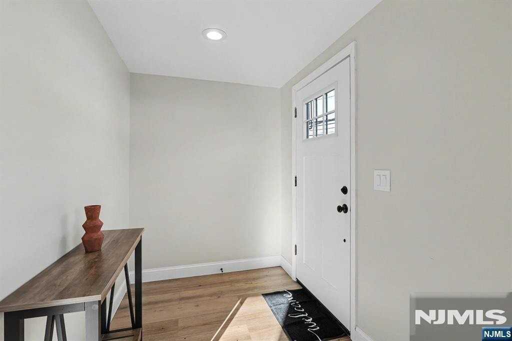22 W Central Ave - Photo 2 of 34
