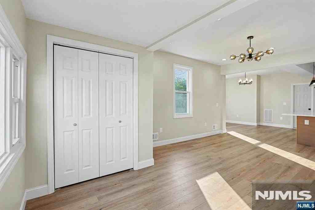 22 W Central Ave - Photo 3 of 34