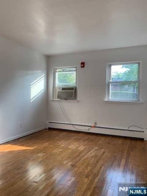 431 Grand Ave #7 - Photo 4 of 6
