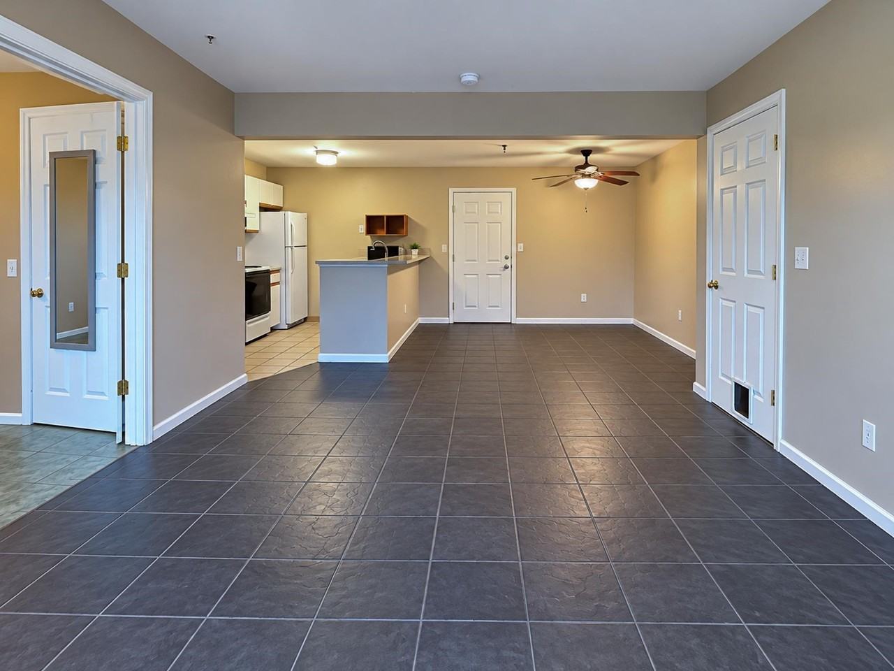 372 Hildred Dr #372 - Photo 2 of 17